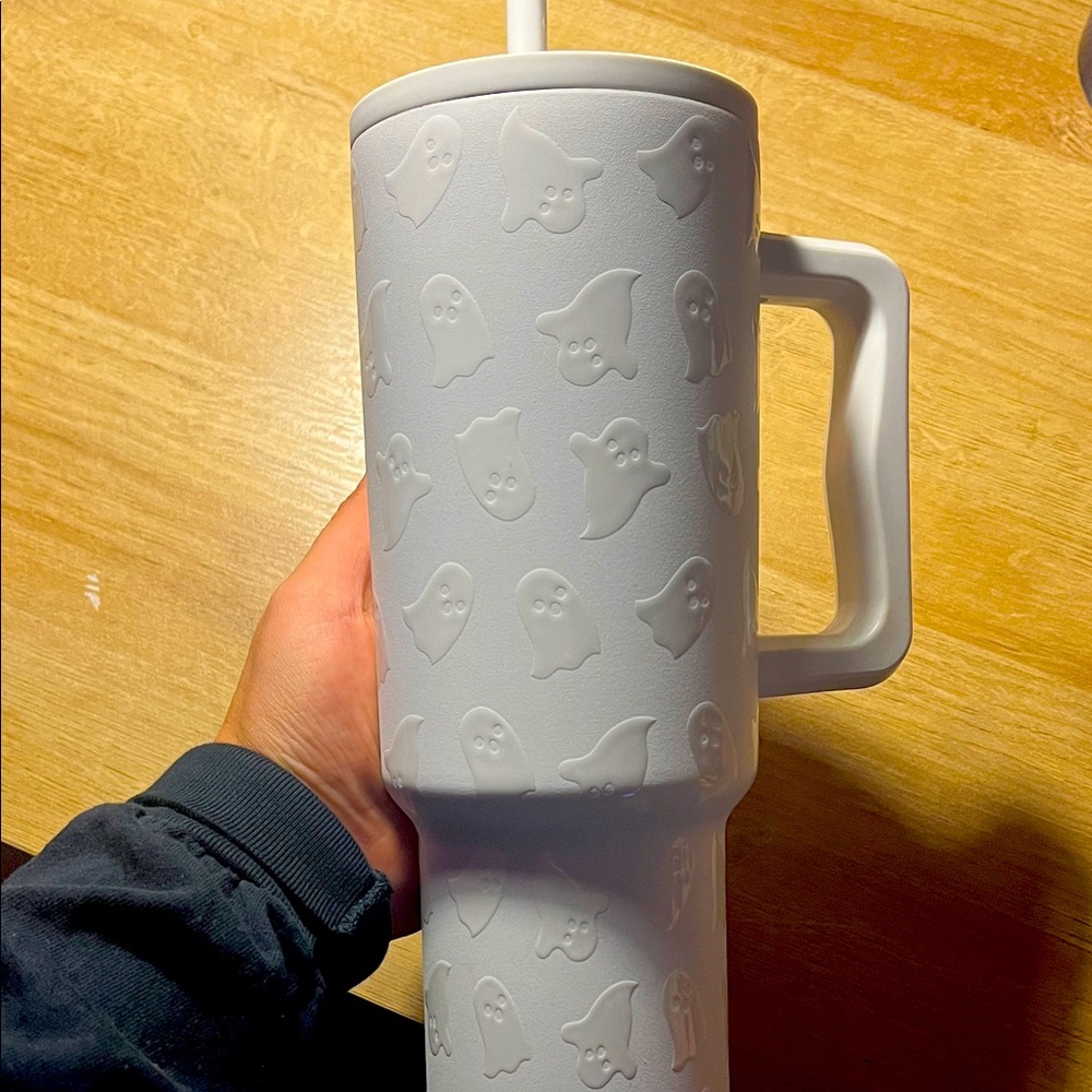 Simple Modern 40oz tumbler with ghosts